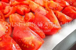 Saulē kaltēti tomāti: ar ko viņi ēd un kur tos pievieno